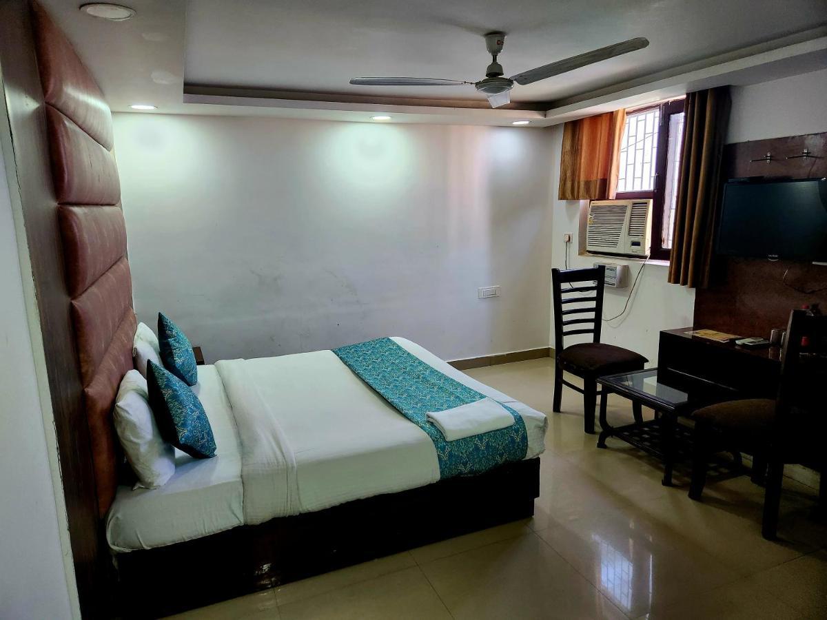 Hotel Krone Near Igi Airport Delhi Új-Delhi Kültér fotó