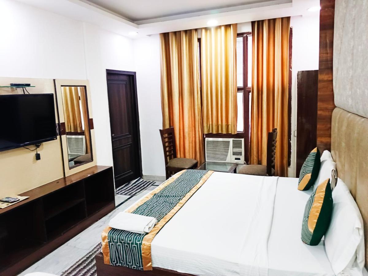 Hotel Krone Near Igi Airport Delhi Új-Delhi Kültér fotó